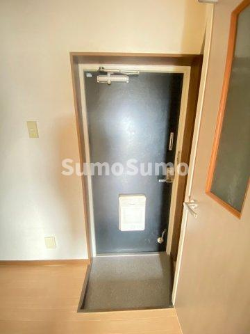 ピアシティ魚崎の玄関