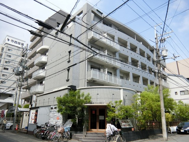 グランシャリオ双葉の外観