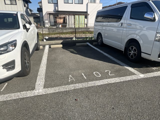 シャーメゾン蒲田Ａ棟の駐車場