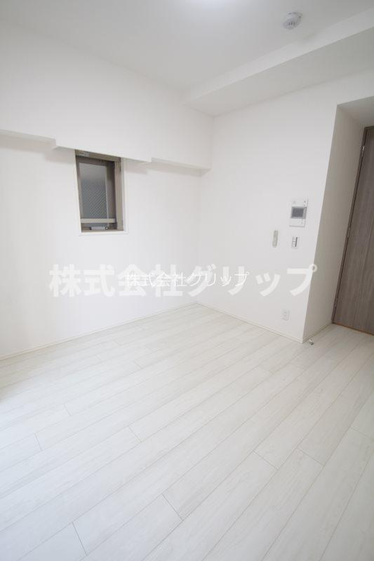 ガーラ・シティ横浜反町の洋室