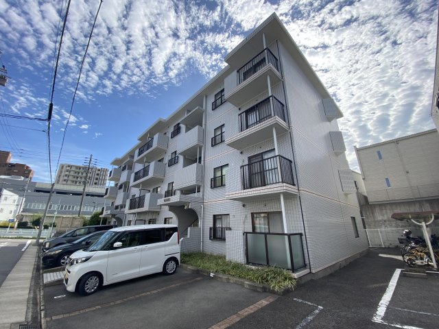 フォンテ川名
