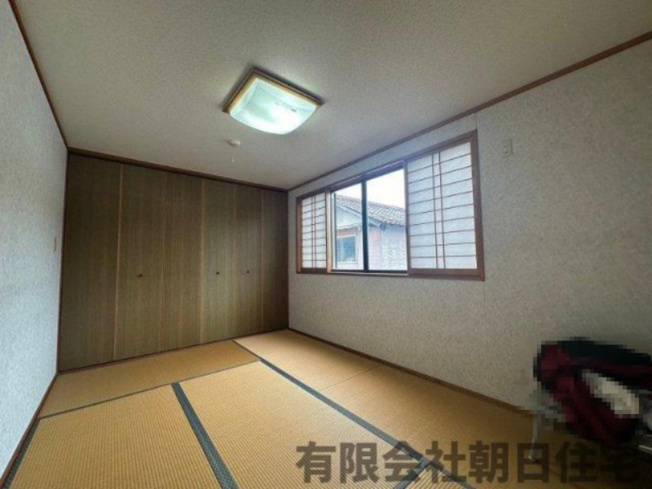 【和室】 | 鹿島町古浦中古戸建 | 和室があれば、来客や子供用のスペースとして活躍します