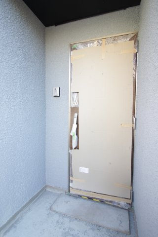 メゾンブルークレールの玄関