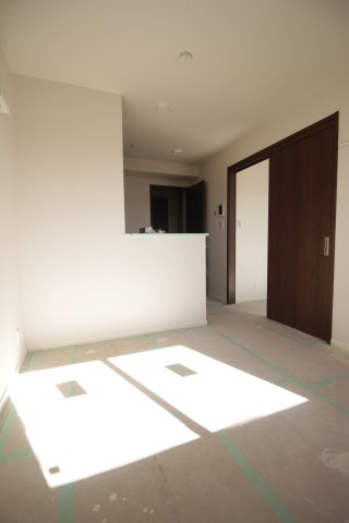 メゾンブルークレールの居間・リビング