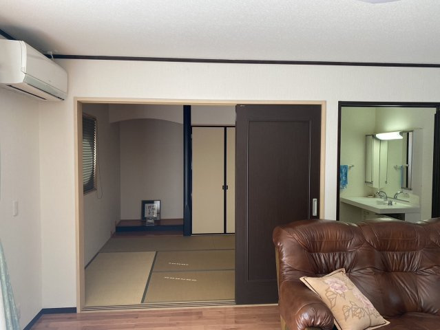 和水町久井原中古住宅の和室