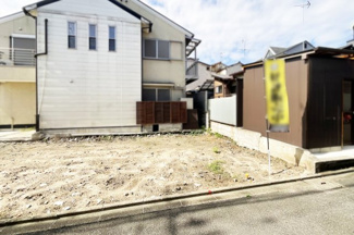【外観】 | 伏見区深草十九軒町　土地 | 【参考プラン情報】
バルコニーに面している6.45帖のお部屋にはクローゼットが付いており、取り込んだ洗濯物をすぐに収納出来ます(^^)/