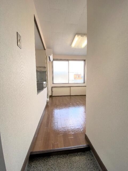 【玄関】