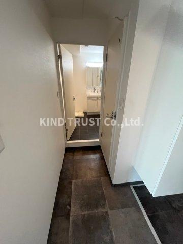 リバープレイス梅田北の玄関|落ち着いた玄関です