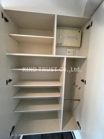 リバープレイス梅田北の収納|たっぷりとした収納スペースです