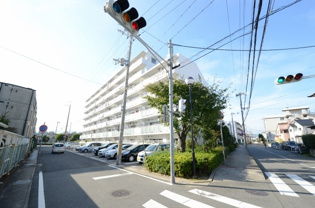 伊丹野間ダイヤハイツの外観