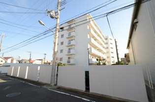 伊丹野間ダイヤハイツの外観