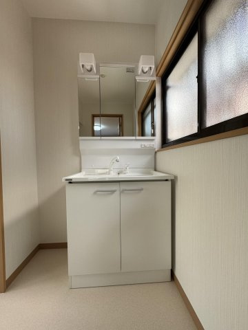 神田　中古戸建　の洗面所