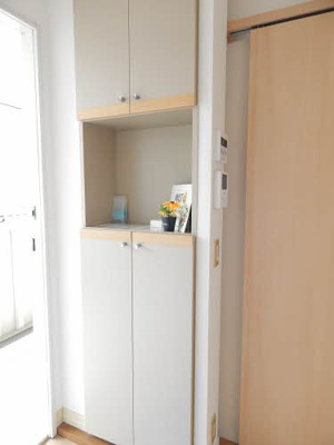 【玄関】 | マルセイユ国分町B棟 | ゆったりとした玄関です