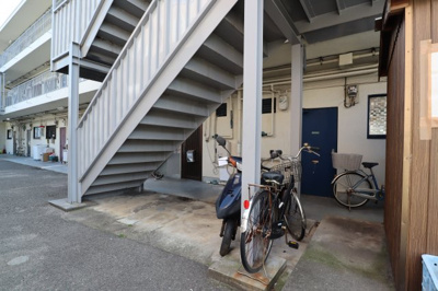 【その他共用部分】 | セブンハイツ津久野 | 駐輪スペース