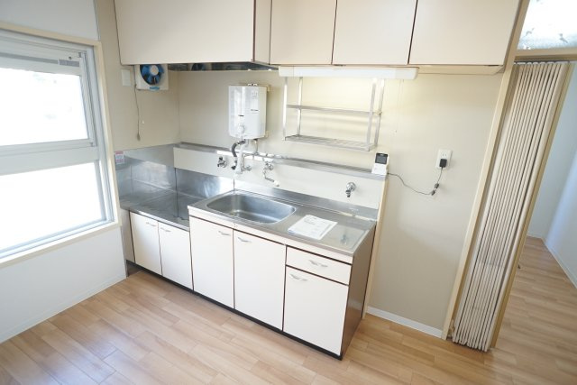 逆瀬台住宅2号棟のキッチン
