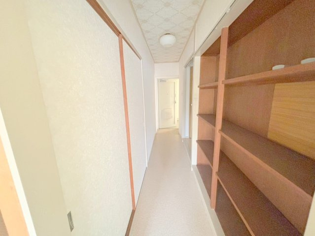 奥田第二ビルの玄関