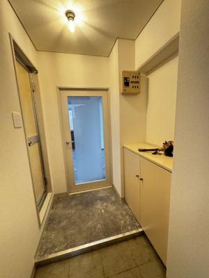 【玄関】 | アイビー羽衣