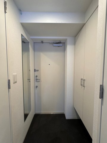大阪市浪速区敷津西１丁目の賃貸マンションの玄関