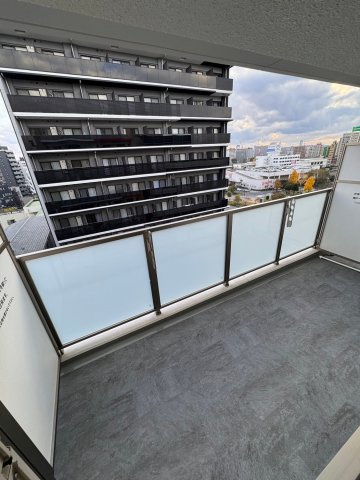 大阪市浪速区敷津西１丁目の賃貸マンションのバルコニー