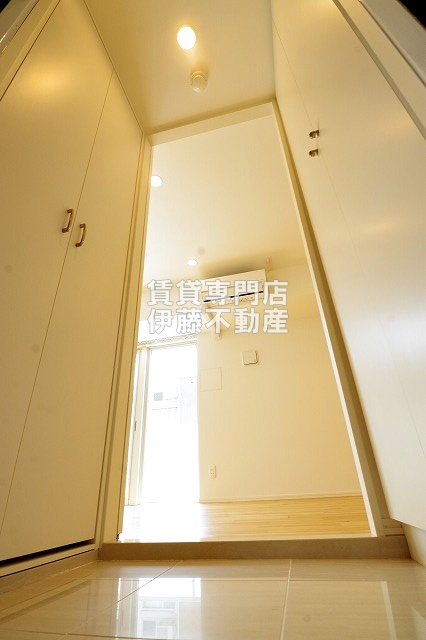 COZY名城公園の玄関