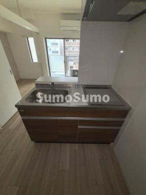 セレニテ難波ミラク弐番館のキッチン