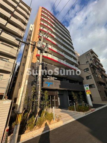 セレニテ難波ミラク弐番館の外観