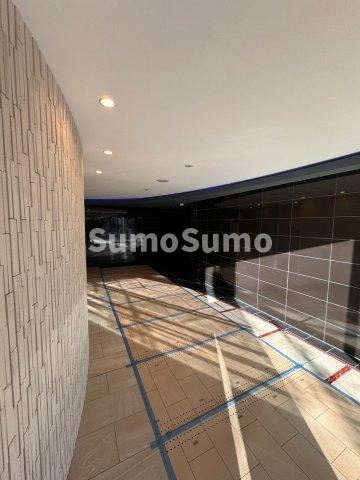 セレニテ難波ミラク弐番館のロビー