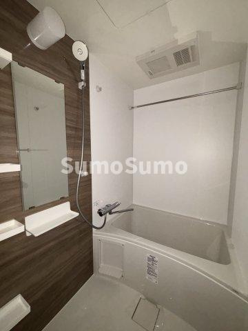 セレニテ難波ミラク弐番館の浴室