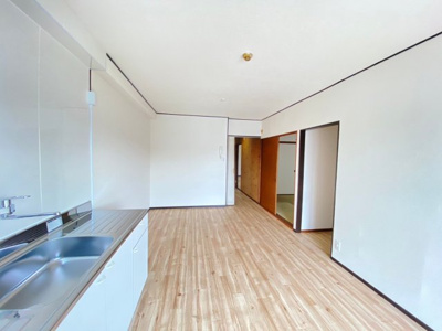 【居間・リビング】 | 茨木春日丘ハイツ