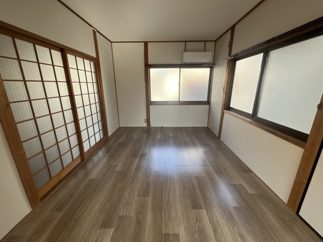 循環器戸建ての居間・リビング