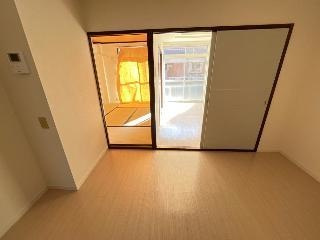 メゾンブランシェヨシダＢの居間・リビング