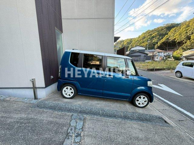 アイビーガーデン滑石の駐車場