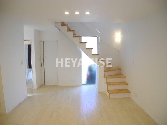 アイビーガーデン滑石の居間・リビング