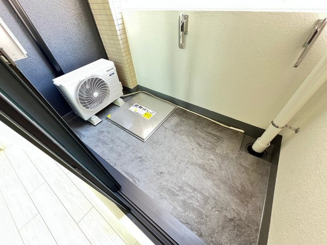 ドゥーエ南堀江（旧名称：アルティザ南堀江）のバルコニー