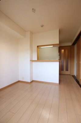 【居間・リビング】 | インヴィテ・ボヌールⅡ番館