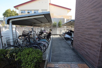 【その他共用部分】 | インヴィテ・ボヌールⅡ番館 | 駐輪場