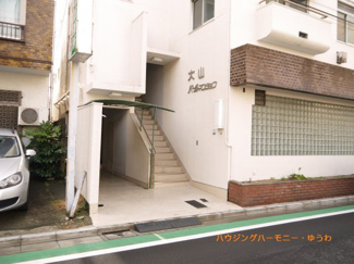 【エントランス】