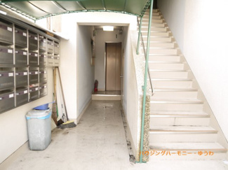 【エントランス】