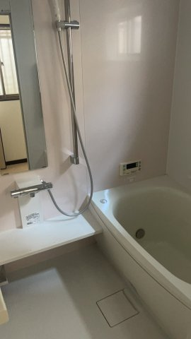 東淀川区大桐五丁目戸建て　BRAVI不動産の浴室