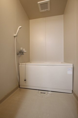 【浴室】 | ヴィーブル七々色