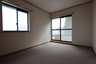 【洋室】 | ヴィーブル七々色