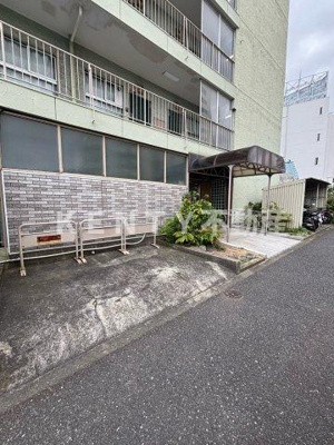 【駐車場】 | 多摩川フラワーマンション | 駐車場完備です