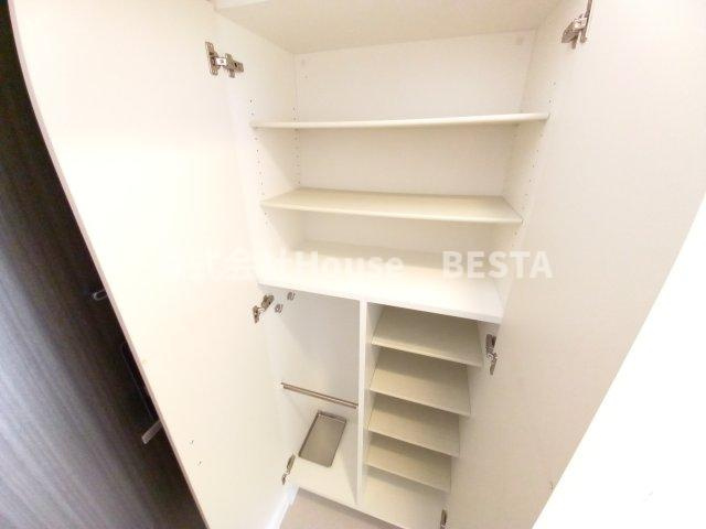 エスリード神戸三宮の収納