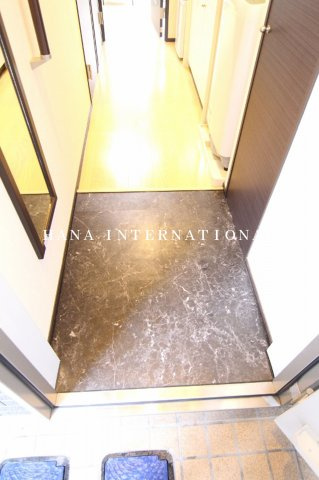 レオネクストエースの玄関