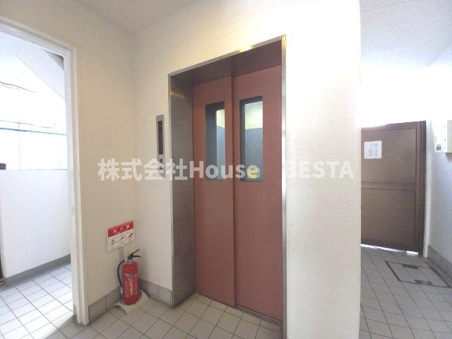 Apartments　大倉山のロビー