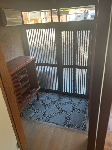 静岡県静岡市葵区幸庵新田の玄関