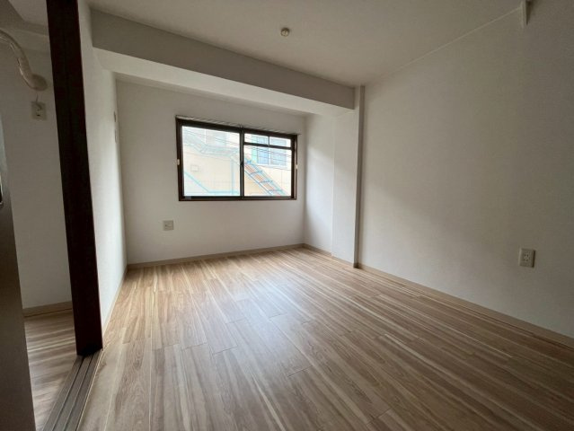 津之江パークハイツの洋室