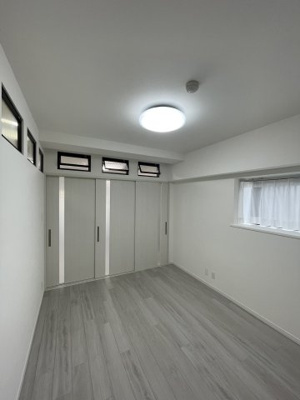 【洋室】 | グラン・ドムール府中 | 4.5帖　洋室　リビング繋がる戸を閉じれば個室のとして利用できます。用途によって使い分けもいいでね