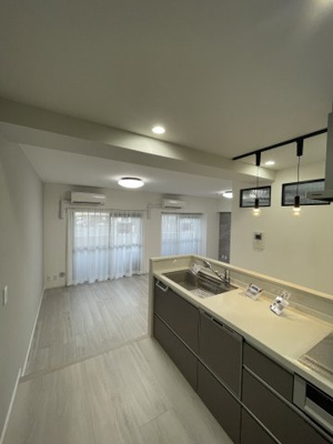 【キッチン】 | グラン・ドムール府中 | キッチンからリビングへの眺め