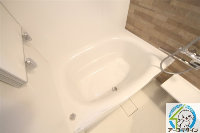 明石市大久保町八木の中古一戸建の浴室|お風呂で日々の疲れを落としましょう